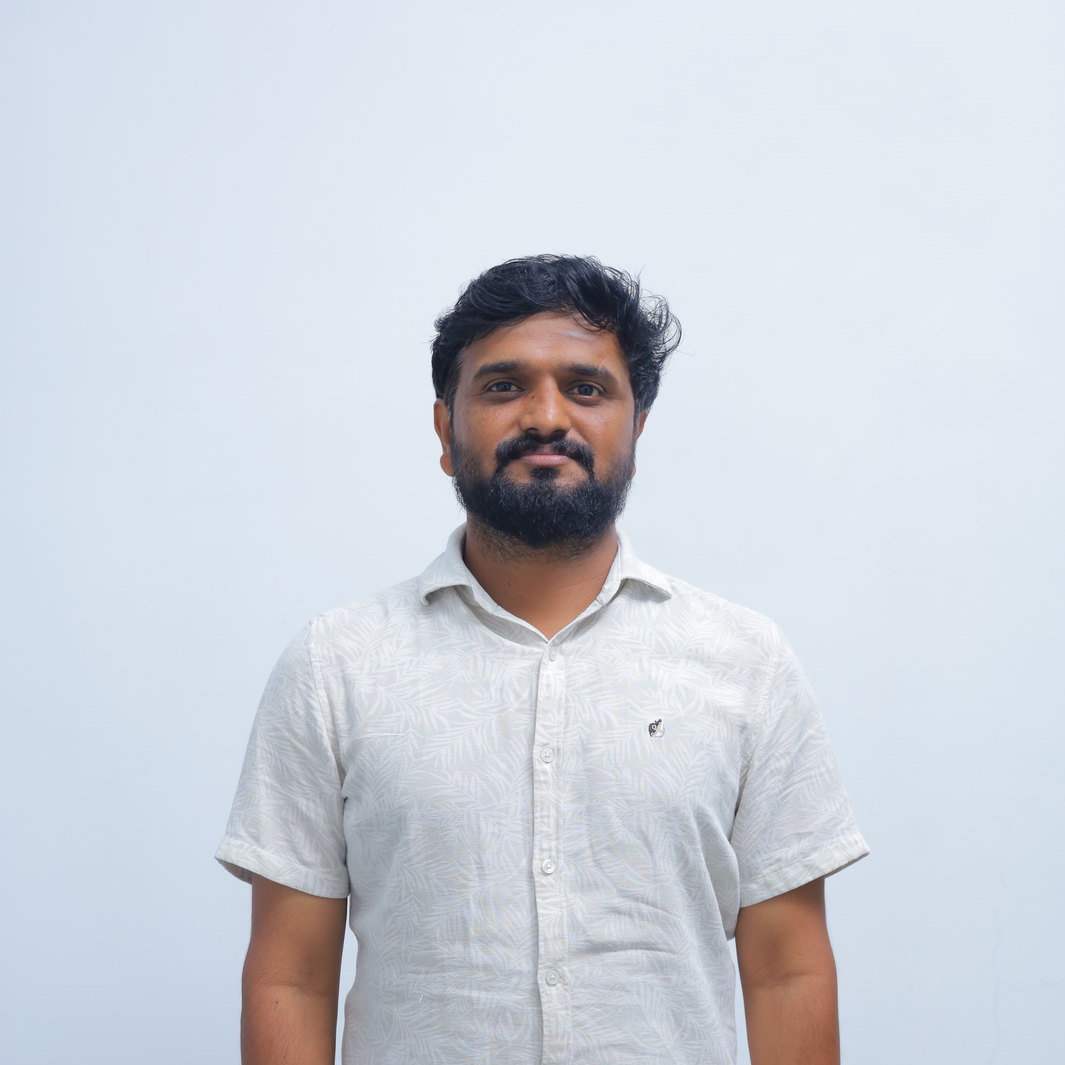 Mr. VINOTH KUMAR R